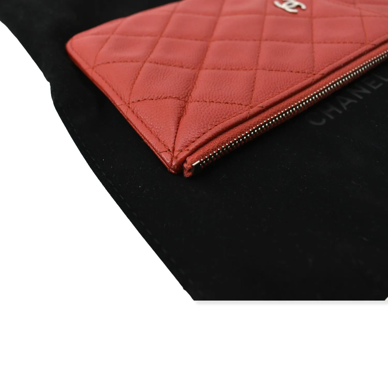 CHANEL Classic Caviar Quilted Leather Flat Wallet Pouch Red