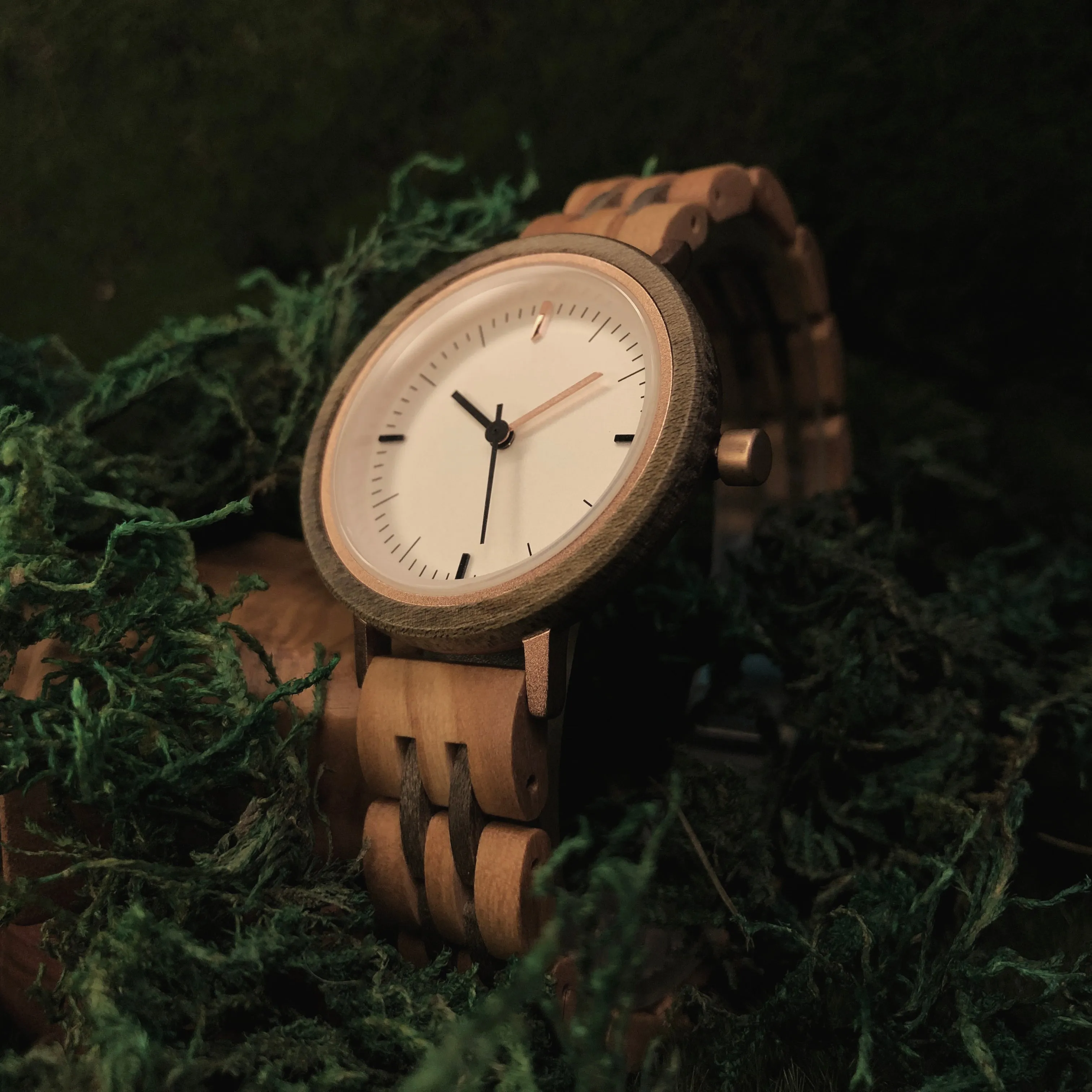 Iris - Green Sandalwood & Olive Lady Watch