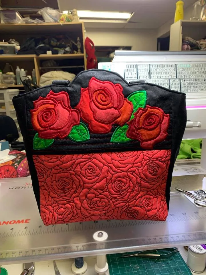 Quilted Roses Bag 6x10 7x12