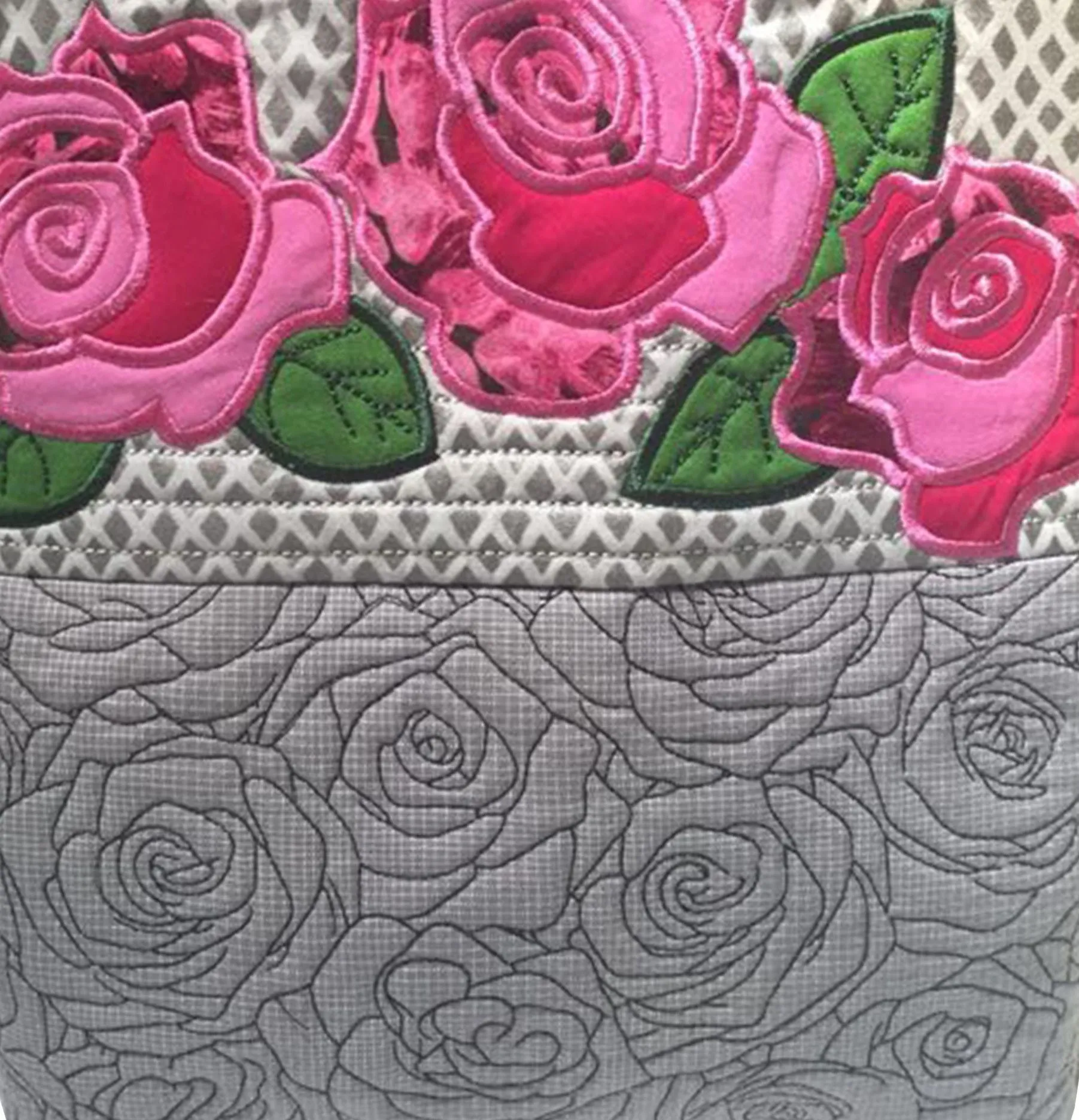 Quilted Roses Bag 6x10 7x12