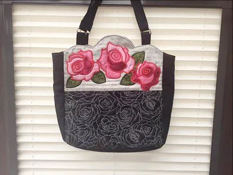 Quilted Roses Bag 6x10 7x12