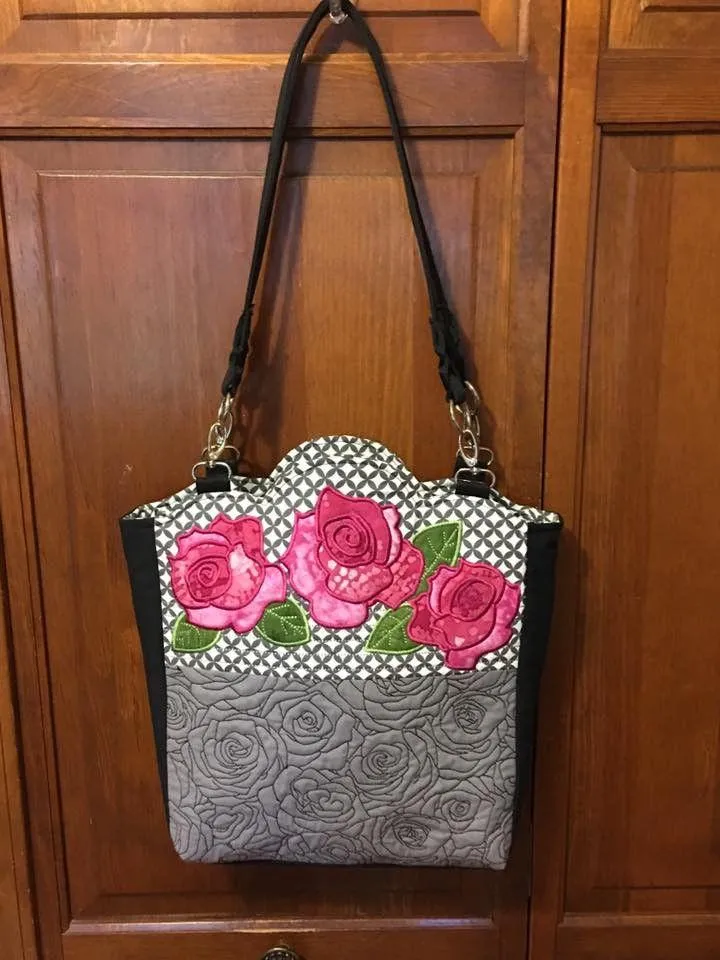 Quilted Roses Bag 6x10 7x12