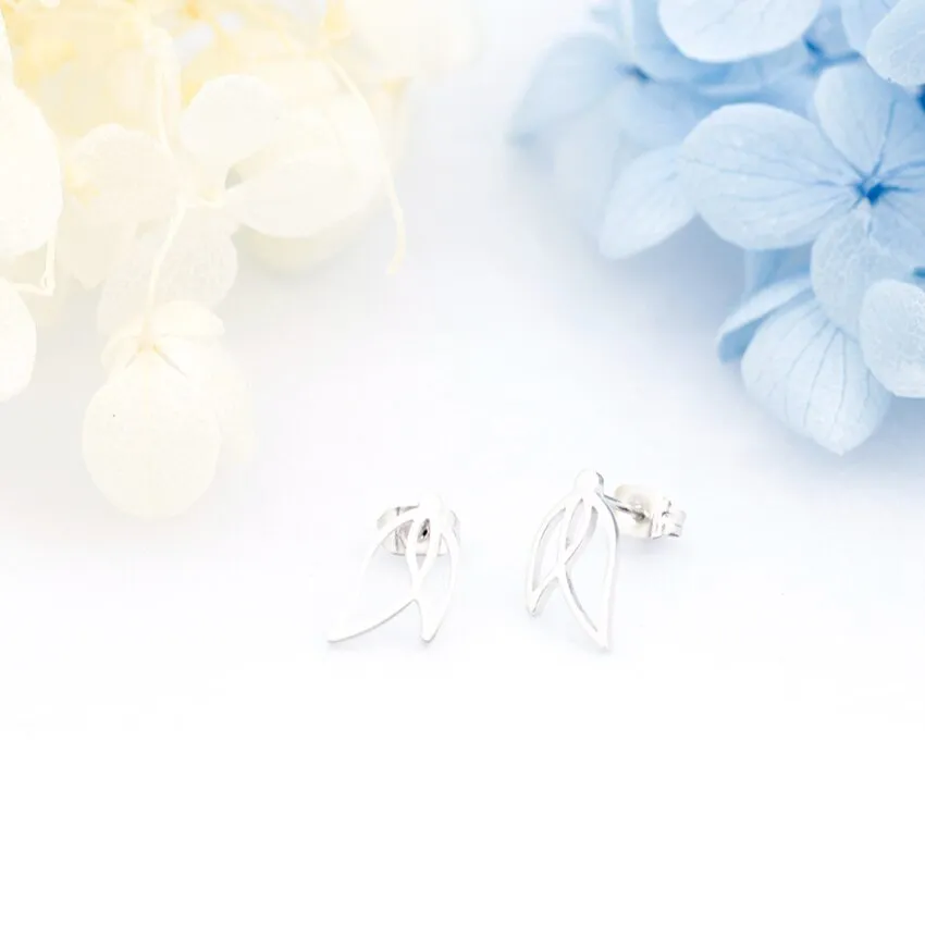 Trendy Simple Leaf Stud Earrings For Women Korean