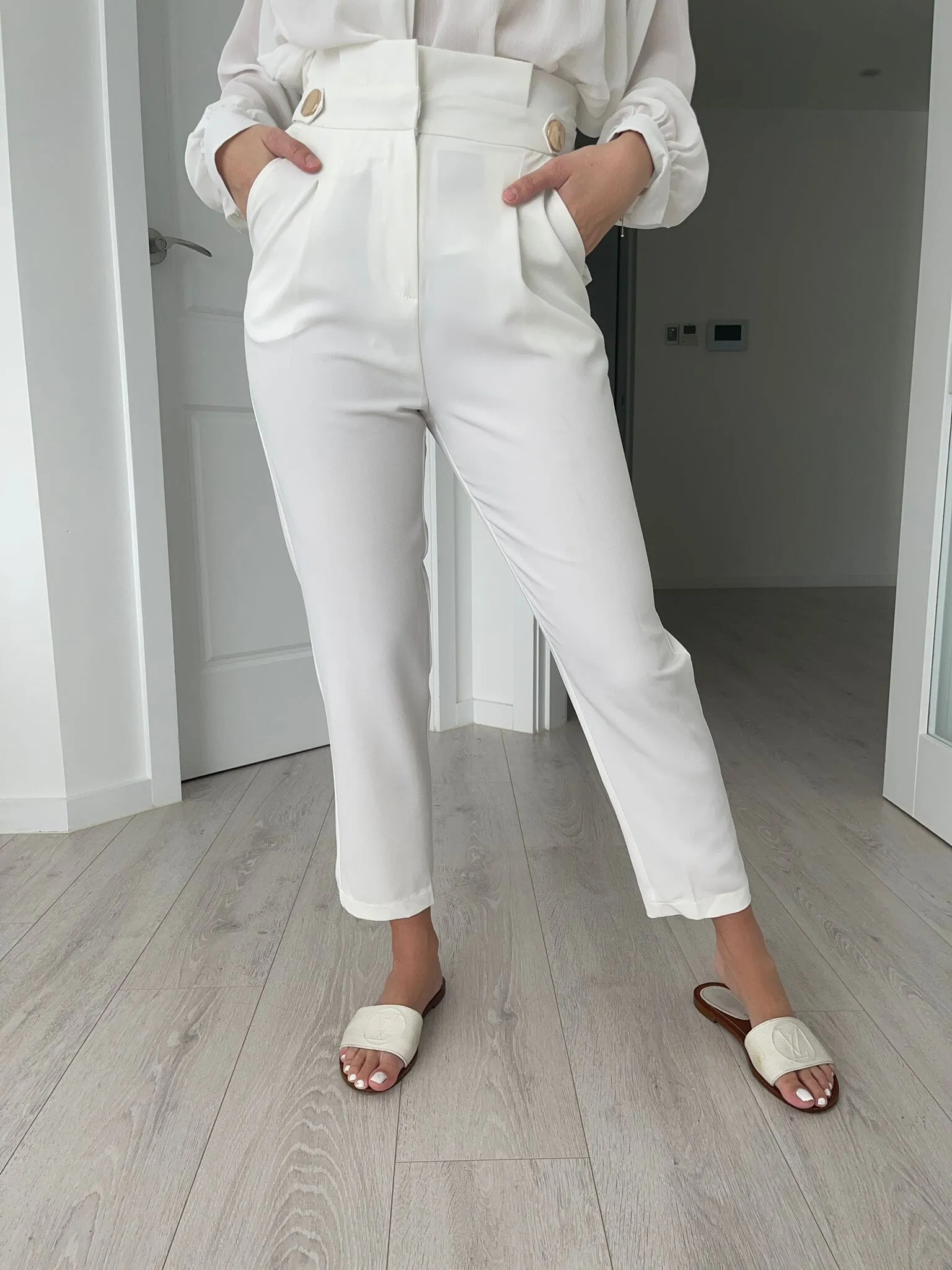 White Tailored Gold Buckle Pants